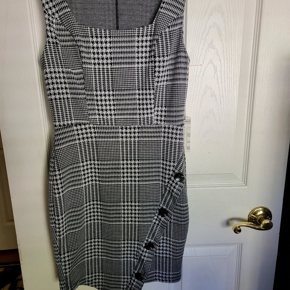 ASIMETICAL WOMEN PATTERN DRESS - Size Small